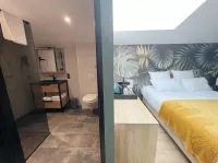 La chambre 5 salle de bain